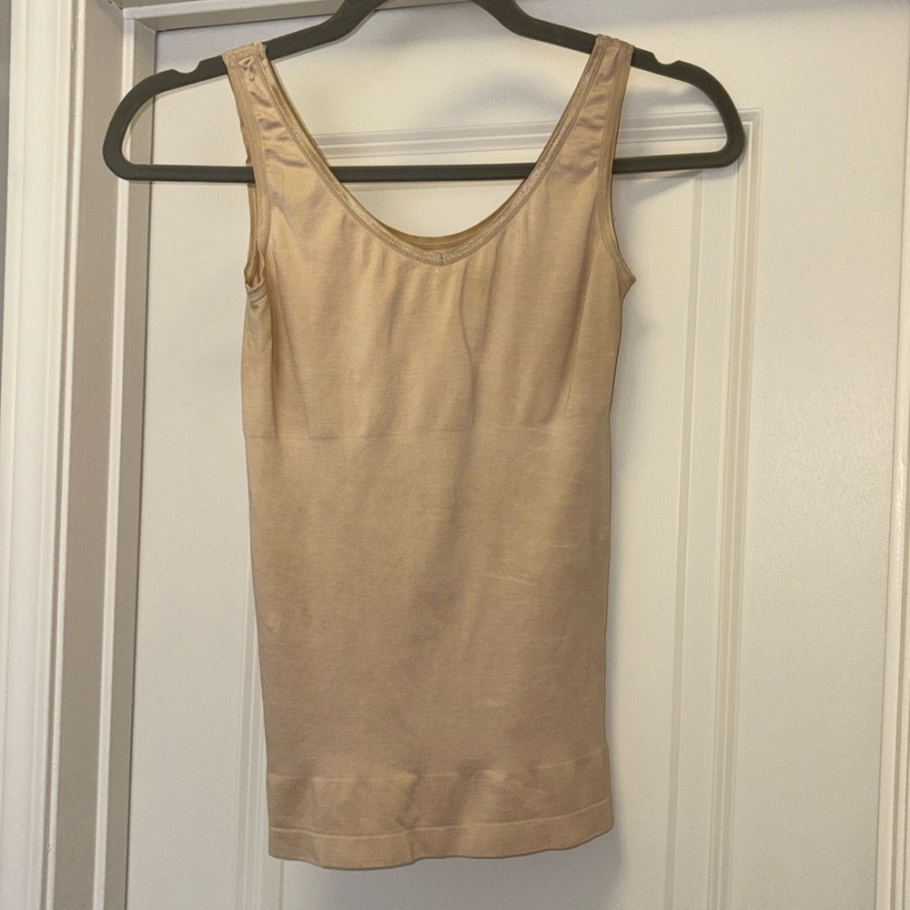 Luxury nude tank top shell undershirt